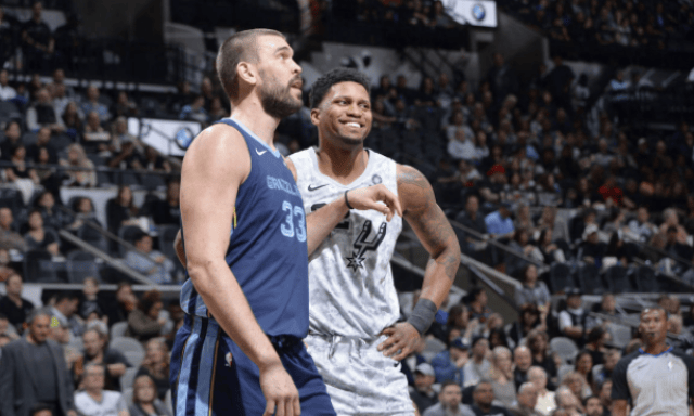 这是条足球 这是条足球